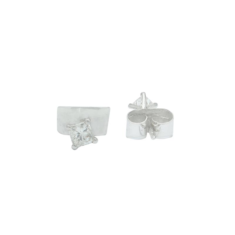 Diamond Earring (Generic)